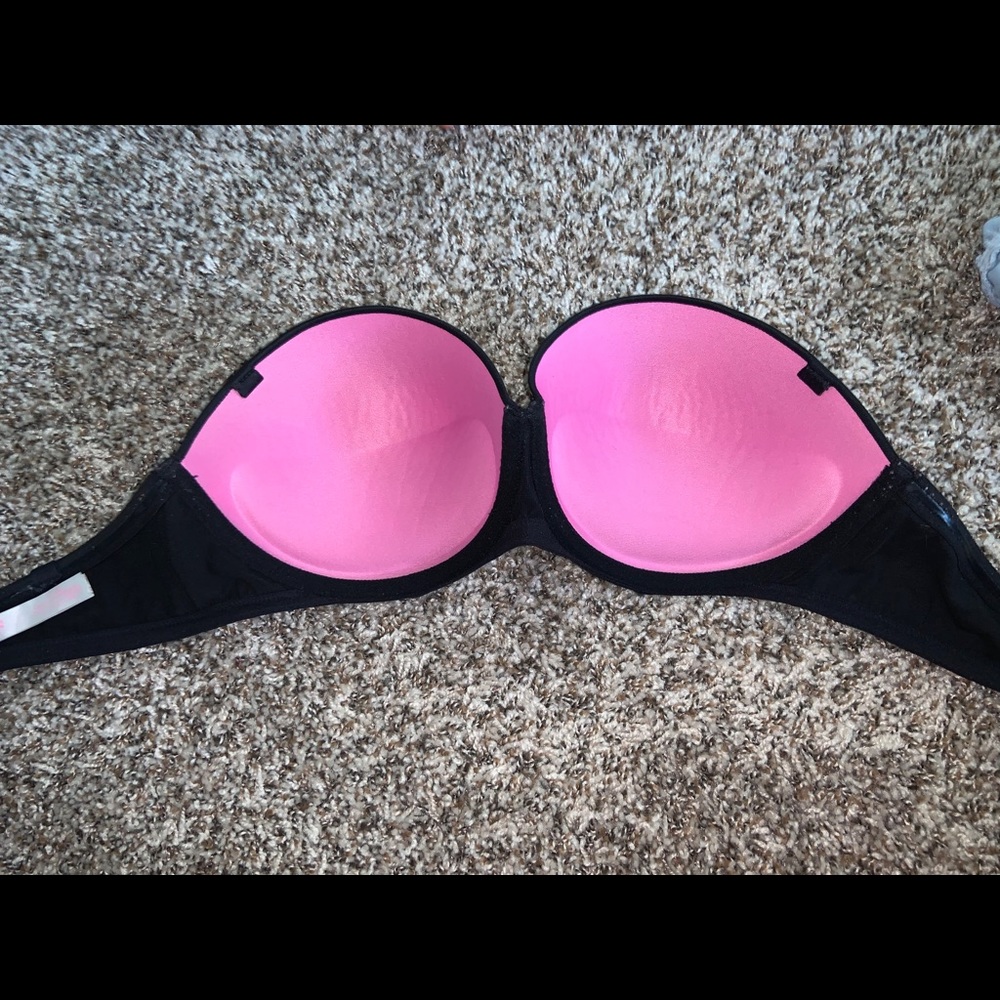VS pink push-up bra